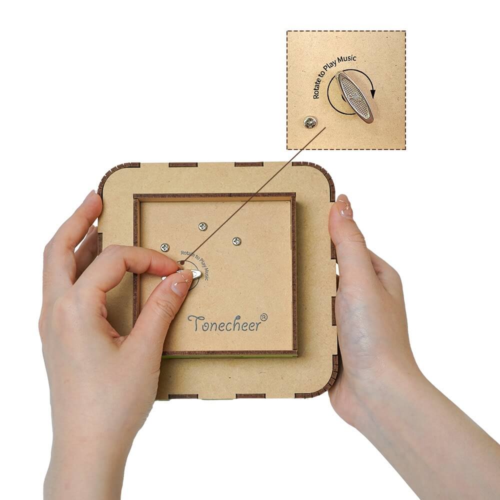 Tonecheer - 3D Puzzle Music Box - London