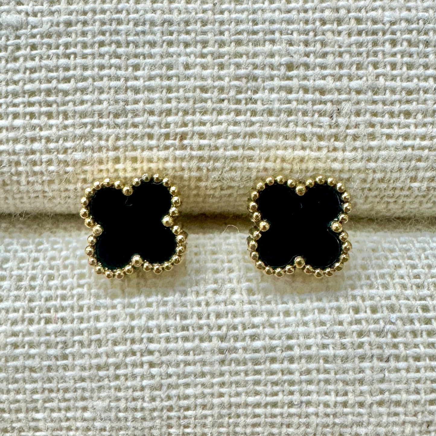 Clover Earrings [Col:Black]