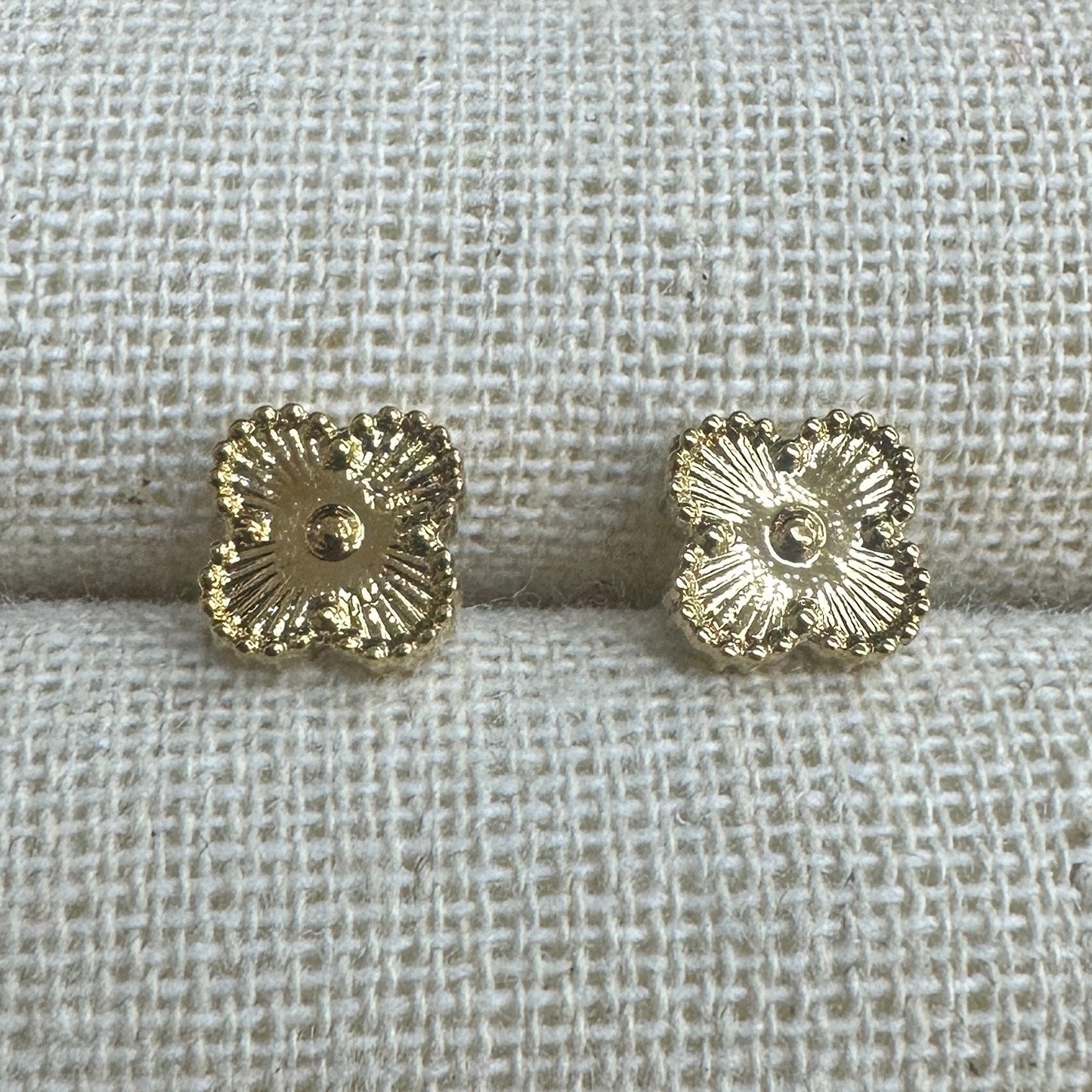 Clover Earrings [Col:Gold]