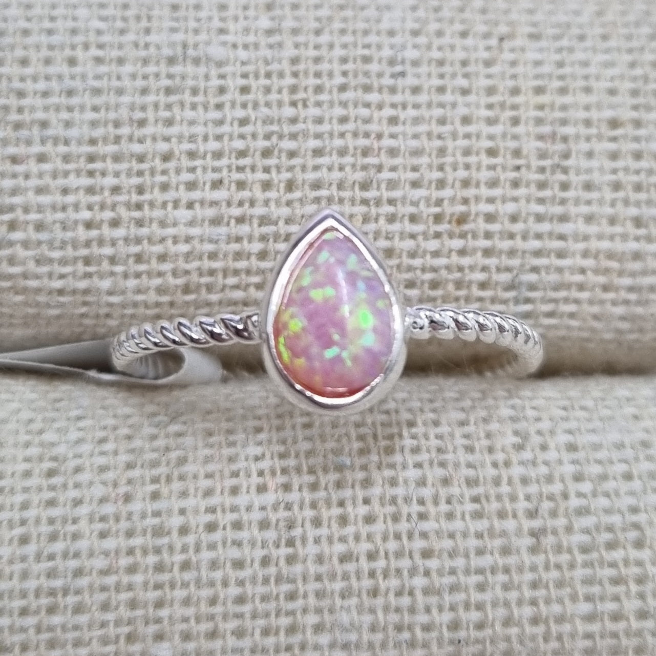 Ring Resin Opal 6mm Teardrop Pink [Sz:8]
